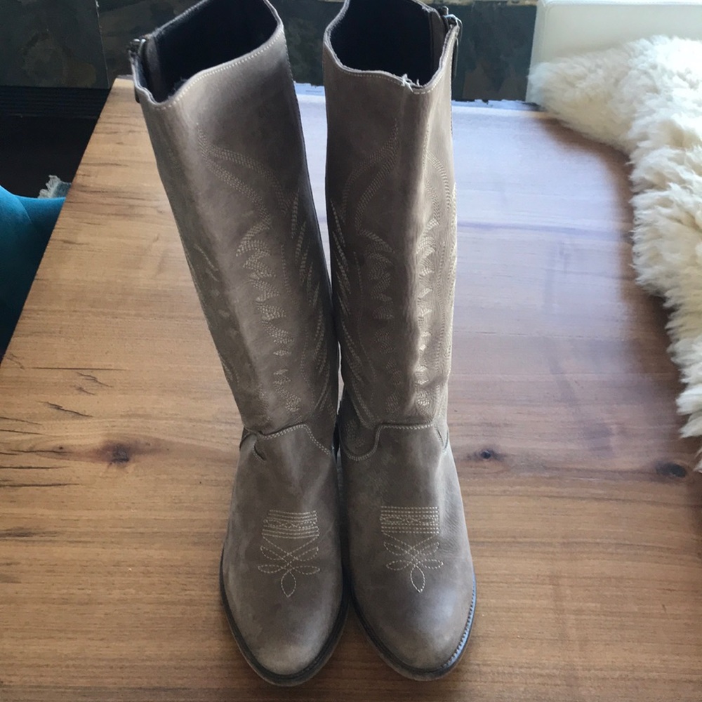 Steve Madden Graced Women’s Boots